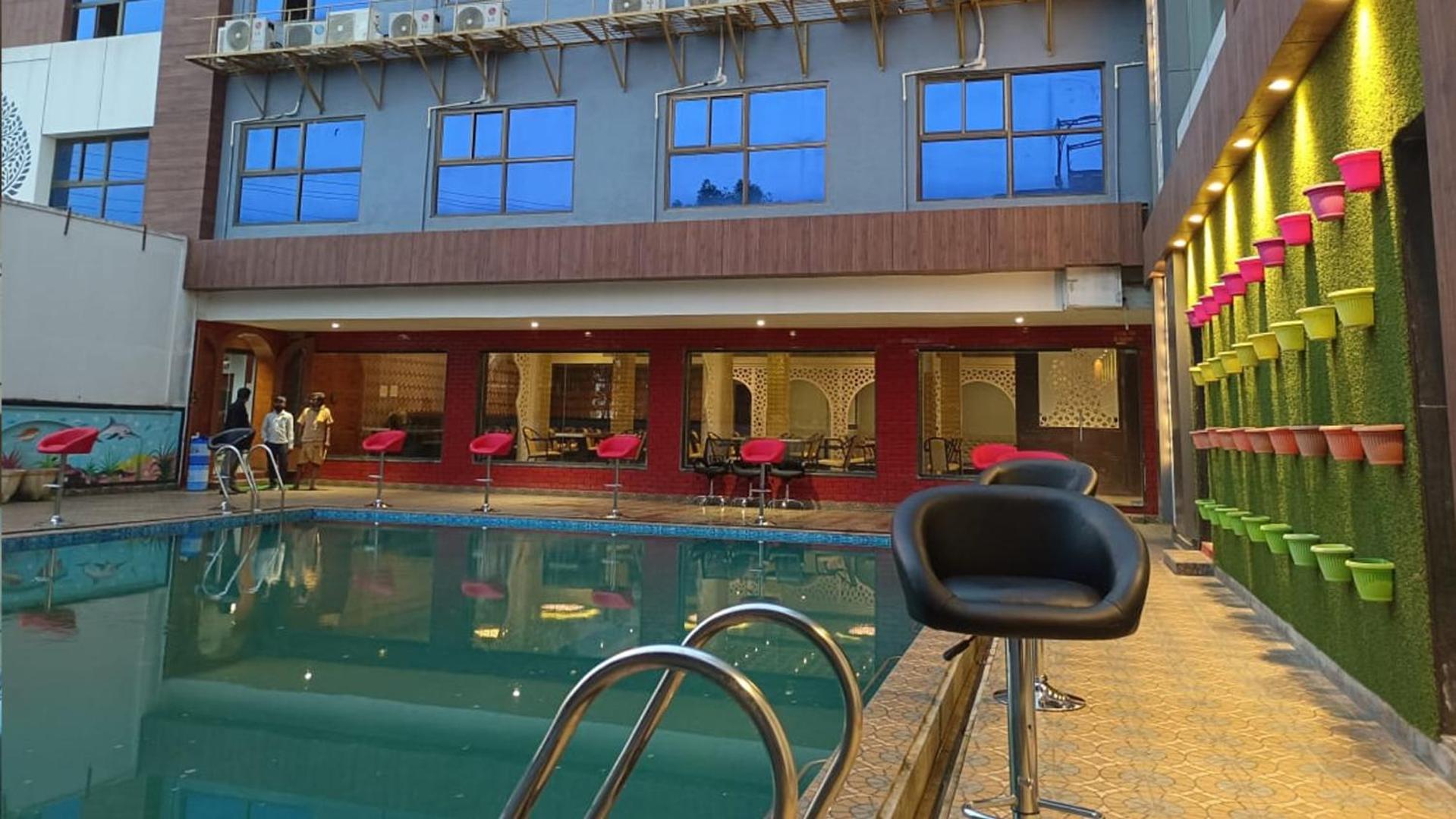 Atlantis Resort Spa Restaurant Swimming Pool, Banquet Hall, Guntur. Exteriér fotografie
